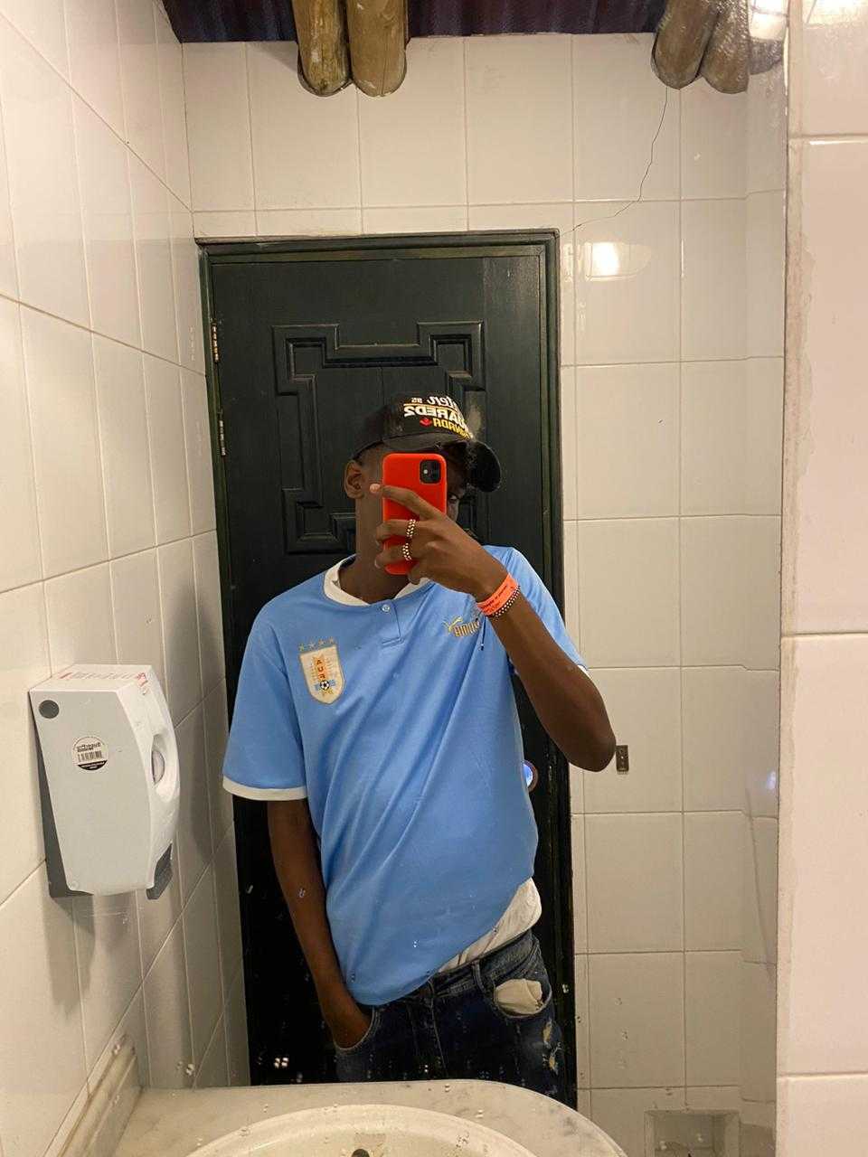 Kolbin Andrés Lozano Rivas Profile Picture